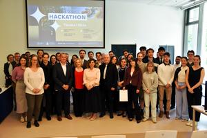 LC_Hackathon_2. nap_Csoportkép